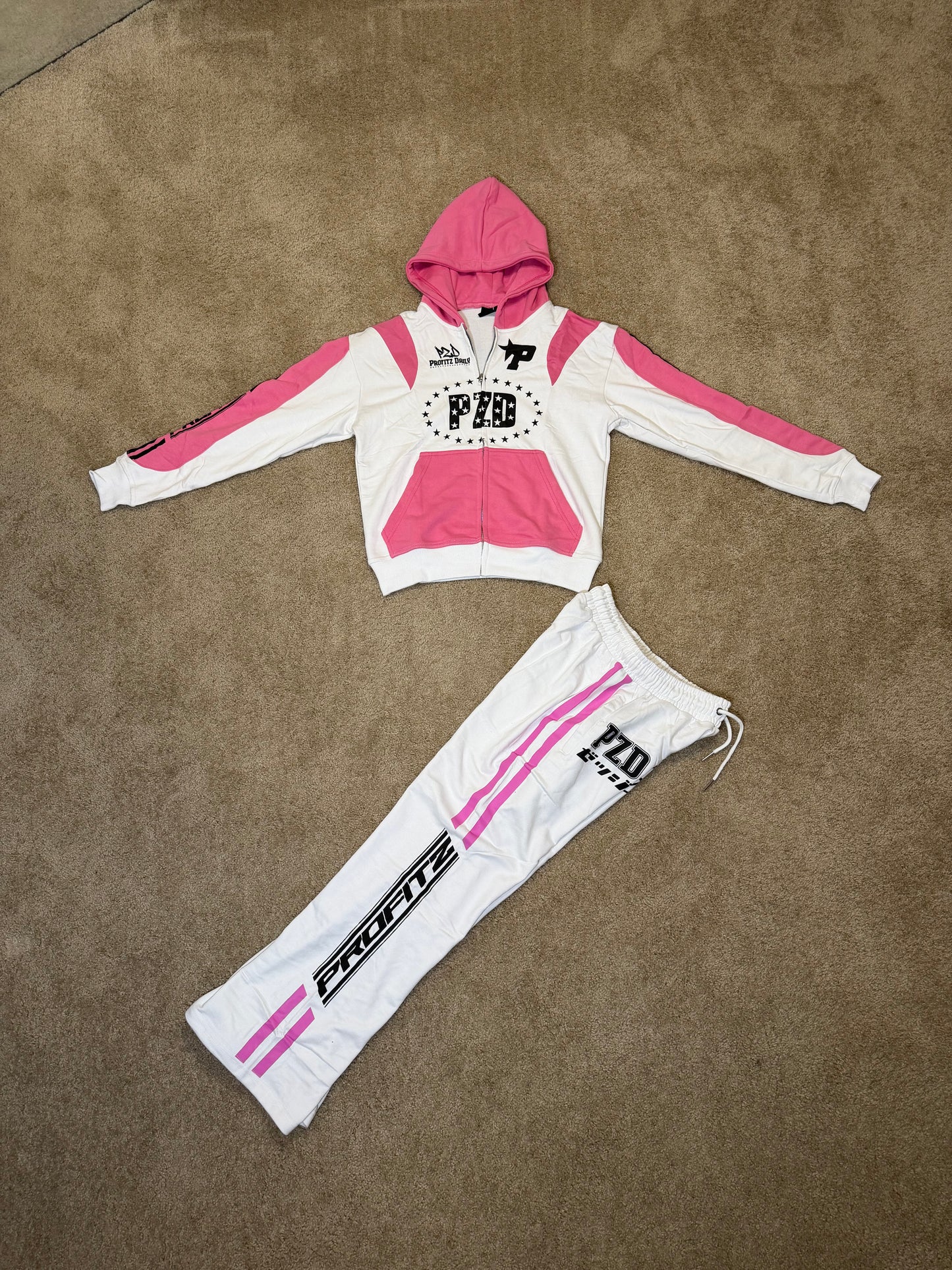 White and pink profitz set