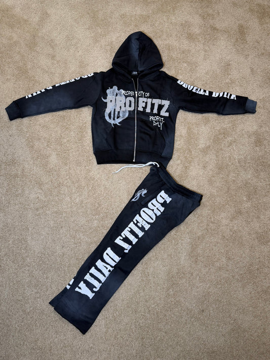 Black and gray distressed profitz sets